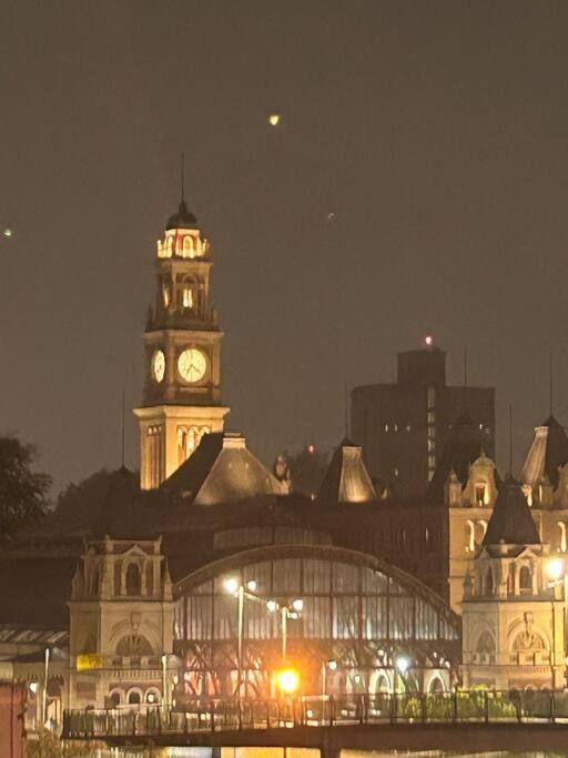 Apto Lindo Em Frente Metro Luz São Paulo